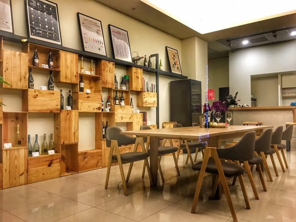 竹北葡萄酒館室內設計作品封面照片